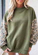 Load image into Gallery viewer, Camo Color Block Mock Neck Fleece Sweatshirt
