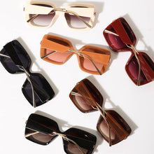 Load image into Gallery viewer, Women's Oversized Square Sunglasses