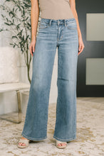 Load image into Gallery viewer, Adrian Mid Rise Retro Wide Leg