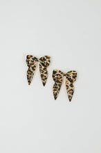 Load image into Gallery viewer, Bow'd & Bold Leopard Print Bow Earrings