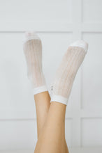 Load image into Gallery viewer, Cutesy Bow Detail Ankle Socks