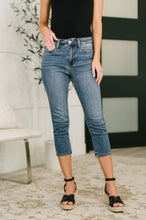 Load image into Gallery viewer, Deborah Mid Rise Capri