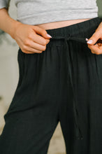 Load image into Gallery viewer, Essential Feeling Straight Leg Lounge Pants in Light in Black