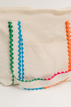 Load image into Gallery viewer, Scallop Parade Tote
