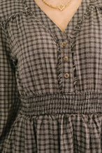 Load image into Gallery viewer, Fairytale Plot Plaid Midi Dress