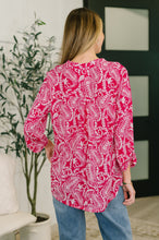 Load image into Gallery viewer, Lizzy Top in Pink Paisley