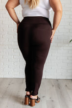 Load image into Gallery viewer, Magic Skinny 28" Pants in Chocolate