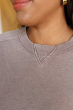 Load image into Gallery viewer, Quick Fix Mineral Wash Crew Neck Pullover in Mocha