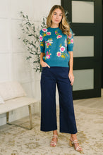 Load image into Gallery viewer, Right for Each Other Knit Floral Top