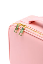 Load image into Gallery viewer, She's All That LED Makeup Case in Pink