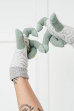 Load image into Gallery viewer, Touch and Go Patterned Glove Trio