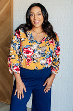 Load image into Gallery viewer, V-Neck Scoop Hem Top in Marigold Floral