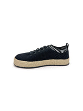 Load image into Gallery viewer, Yaras Sneakers in Black