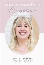 Load image into Gallery viewer, Good Karma Light Wash Distressed Jeans