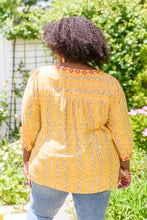 Load image into Gallery viewer, Freehand Art Shirt