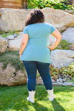 Load image into Gallery viewer, Fresh Feels Top In Teal