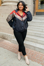 Load image into Gallery viewer, Make Your Move Windbreaker in Navy
