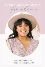 Load image into Gallery viewer, Zuni Cropped Pants