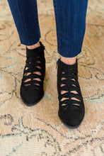 Load image into Gallery viewer, Sadie Ankle Boots