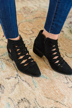 Load image into Gallery viewer, Sadie Ankle Boots