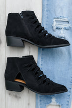 Load image into Gallery viewer, Sadie Ankle Boots