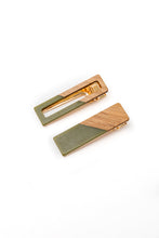 Load image into Gallery viewer, Two Tone Hair Clip Set in Green