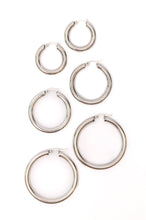 Load image into Gallery viewer, Day to Day Hoop Earrings Set in Silver
