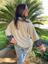 Load image into Gallery viewer, PREORDER: Textured Floral Blouse in Three Colors
