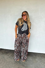 Load image into Gallery viewer, PREORDER: Blakeley Cheetah Graphic Tee
