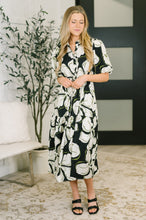 Load image into Gallery viewer, Art Show Puff Sleeve Midi Dress
