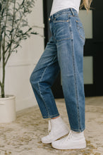 Load image into Gallery viewer, Bella High Waist Soft Barrel Stitch Thru Pocket
