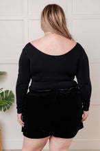 Load image into Gallery viewer, Bring in the Basics Seamless Reversible V-Neck Black
