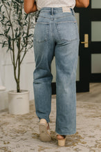 Load image into Gallery viewer, Ciera High Waist Rigid Magic Wihelmina Baggy
