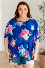 Load image into Gallery viewer, Essential Blouse in Royal and Pink Floral
