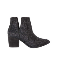 Load image into Gallery viewer, Fiera Booties in Black
