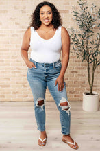 Load image into Gallery viewer, Frankie High Waist Distressed Boyfriend Jeans
