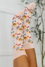 Load image into Gallery viewer, Ghouls Night In Quarter Socks
