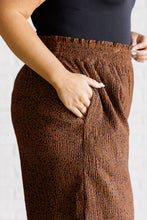 Load image into Gallery viewer, Harmony High Rise Wide Leg Pants in Brown
