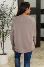 Load image into Gallery viewer, It&#39;s The Little Things Relaxed Scuba Pullover in Cocoa
