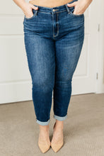 Load image into Gallery viewer, London Midrise Cuffed Boyfriend Jeans
