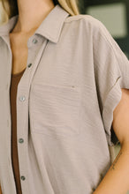 Load image into Gallery viewer, Keep Up Collared Button Down in Ash Mocha
