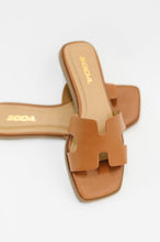 Load image into Gallery viewer, Knit Square Toe Slide on Sandal in Cognac
