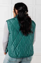 Load image into Gallery viewer, Layering Queen Quilted Puffer Vest in Hunter Green
