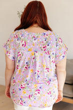 Load image into Gallery viewer, Lizzy Cap Sleeve Top in Lavender and Magenta Floral
