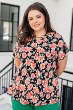 Load image into Gallery viewer, Lizzy Cap Sleeve Top in Black and Coral Floral
