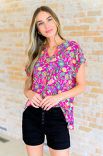 Load image into Gallery viewer, Lizzy Cap Sleeve Top in Fuchsia and Green Floral Paisley
