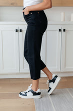 Load image into Gallery viewer, Lizzy High Rise Control Top Wide Leg Crop Jeans in Black
