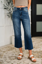 Load image into Gallery viewer, Maisie High Waist Back Pocket Embroidery Crop Wide
