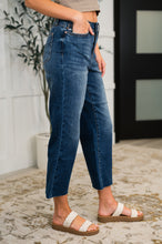 Load image into Gallery viewer, Maisie High Waist Back Pocket Embroidery Crop Wide
