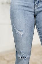 Load image into Gallery viewer, Marlena High Rise Shield Pocket Flare Jeans
